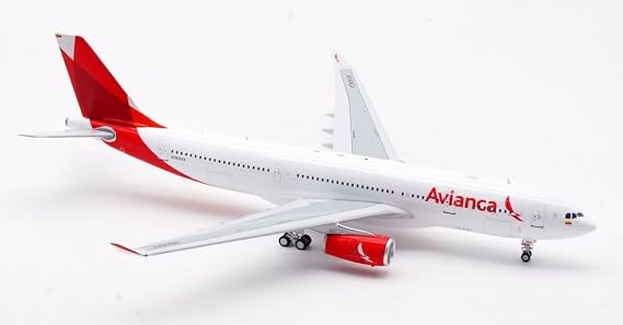 1:200 Avianca Airbus A330-200 N968AV w/Stand