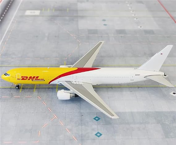 Phoenix for D.H.L Cargo for Boeing 767-300ER N220CY 1?400 DIECAST Aircraft Pre-builded Model