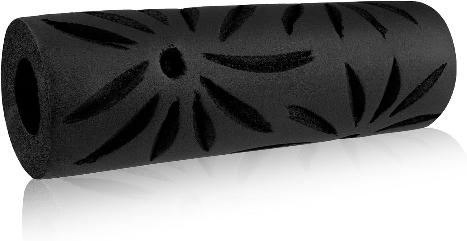 Poinsettia Style - Pattern Drywall Texture Roller, 9-inch, Paint Roller for Walls and Ceilings