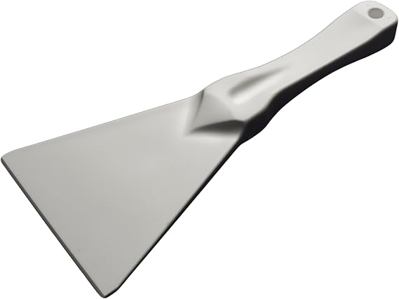 SP Bel-Art Plastic Triangular Scraper; 934 in. Length, 438 in. Blade (F36820-0001) Made in USA