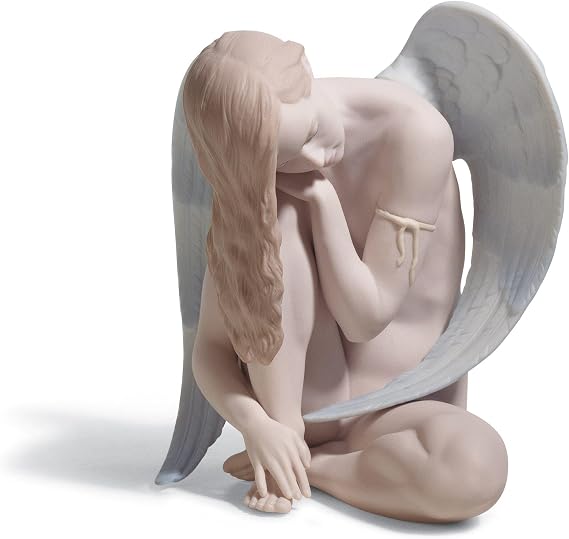 LLADRO Wonderful Angel Figurine. Porcelain Angel Figure.