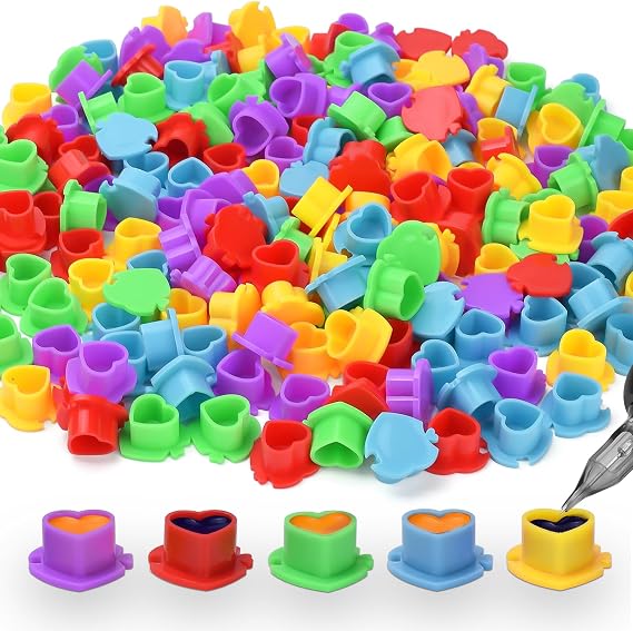 200pcs Tattoo Ink Cup Mix Color Disposable Plastic Heart Tattoo Pigment Cup Eyebrow Eyeliner Lip Color Pigment Cap Tattoo Ink Holder