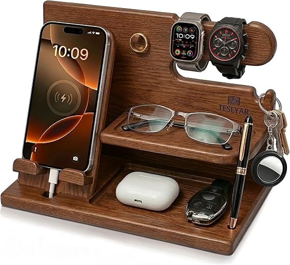 TESLYAR Wood Phone Docking Station for Men - Desk or Nightstand Organizer - Birthday Gifts for Husband or Dad - Anniversary Idea from Wife - Key Holder, Stand Wallet, Watch & Essentials (Earth Beige) | Mens Bedside Organiser with Key Holder, Wallet & Watch Stand for Husband, Son, Dad Birthday Gift (light brown)