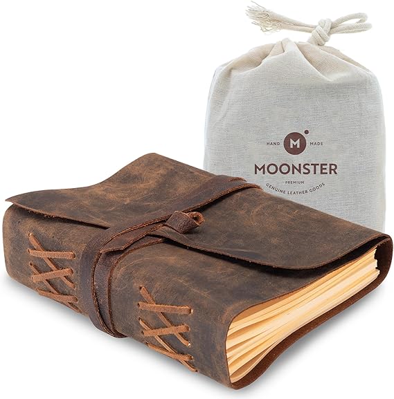 Leather Journal Lined Notebook Paper - MOONSTER Leather Bound Journals for Writing for Women & Men, 18x13cm Ruled Small Notebooks, Kraft Paper with 400 pages, Lined Paper College Ruled & Travel Size